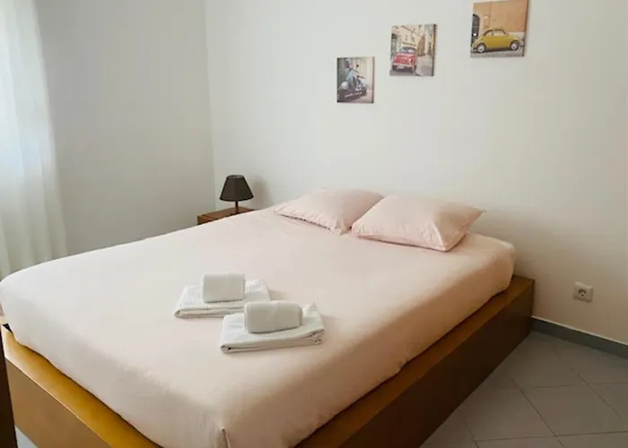 Swordfish Fortress View アパート