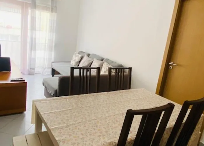 Swordfish Fortress View アパート